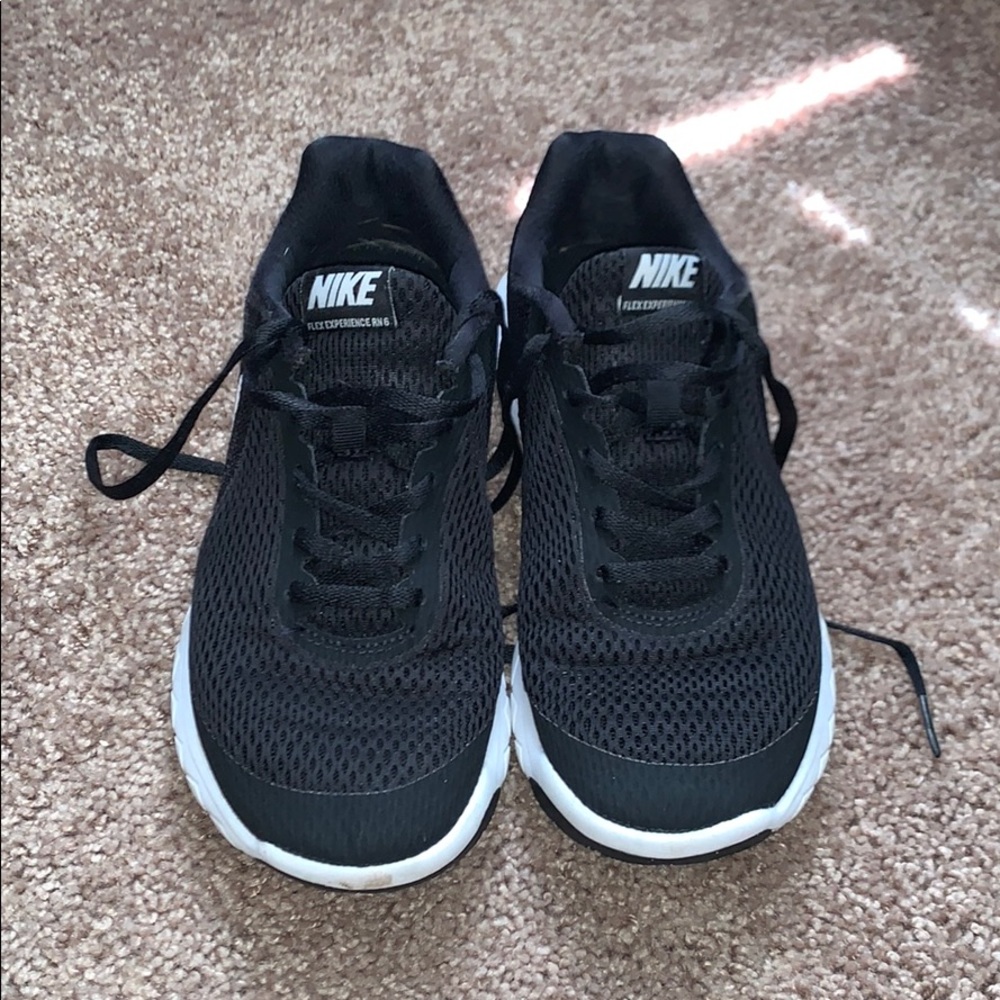 Women’s Nike Flex Experience RN 6
